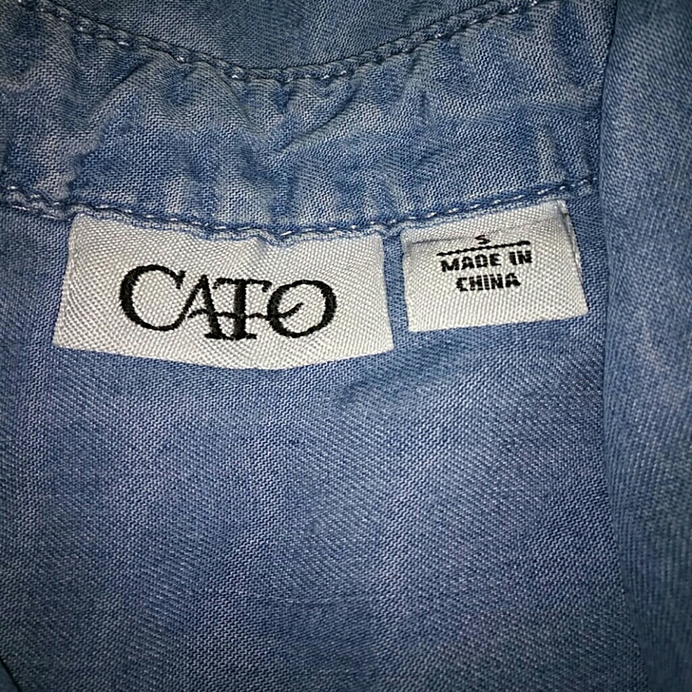 Denim button-up - Picture 3 of 3